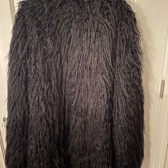 Shabby Chic Women’s Shag coat in black - Picture 4 of 9
